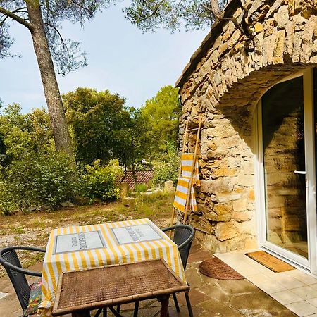 Les Cabanons Sainte Victoire Hotel Exterior foto
