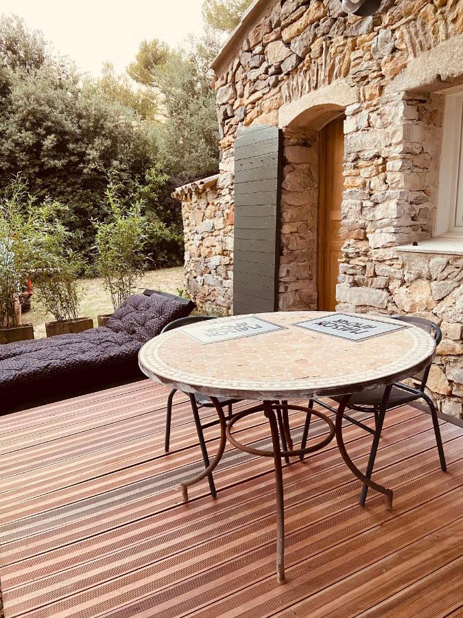 Les Cabanons Sainte Victoire Hotel Exterior foto
